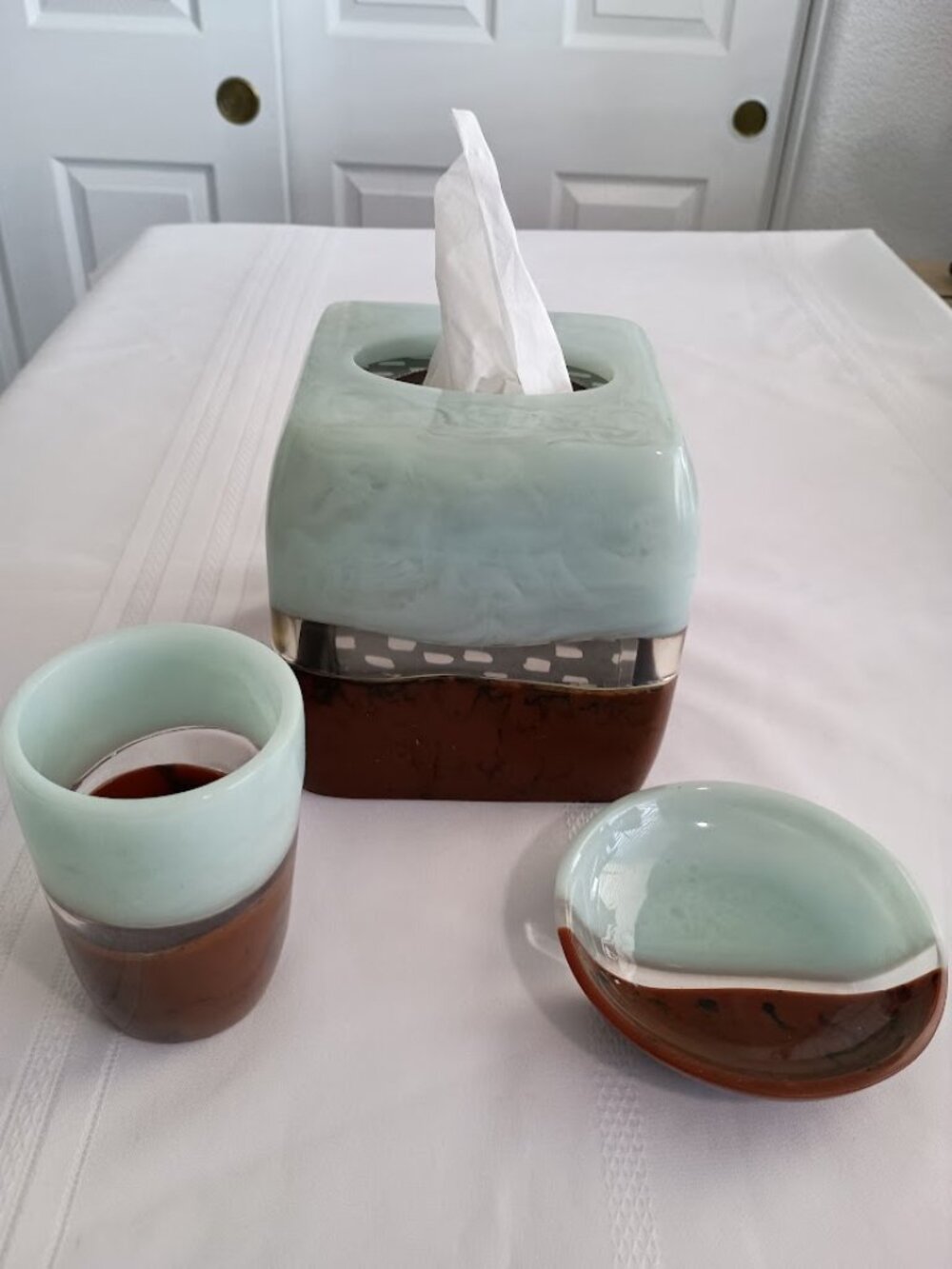 Croscill Home Resin Bathroom Three-Piece Set